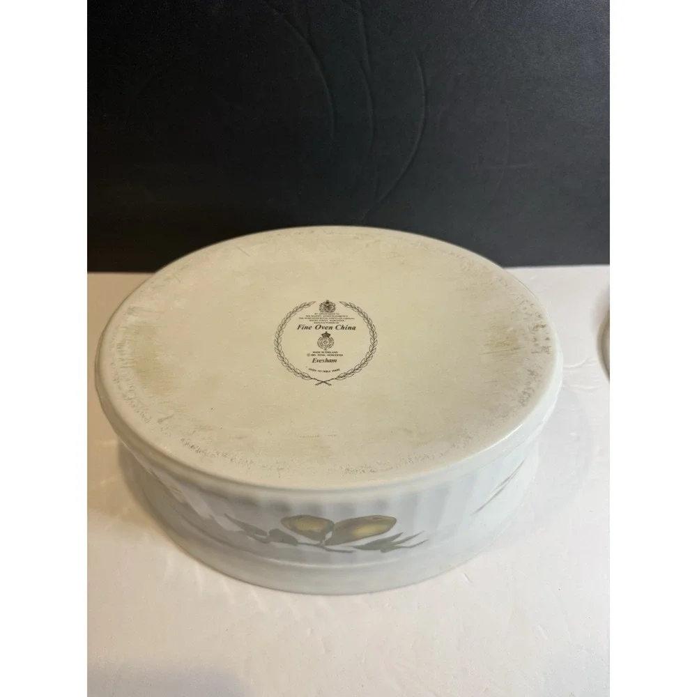 Vintage Royal Worcester Evesham Gold 10.25